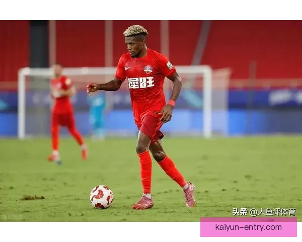 中超卡牌精选：球员表现稳健，赛事竞争力持续提升