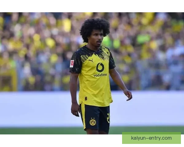 阿德耶米进攻创造力持续提升，多特蒙德边路威胁显著增强